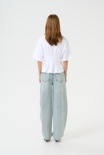 Load image into Gallery viewer, Gestuz - Inez T-shirt - White