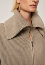 Load image into Gallery viewer, Herskind - Adanne Gilet - Beige