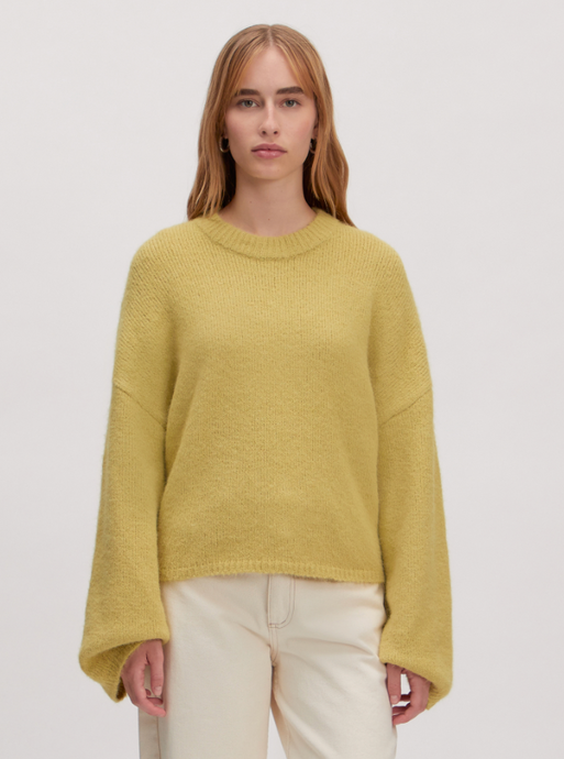 Edited - Lainey Pull - Geel