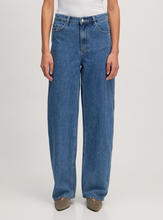 Load image into Gallery viewer, Edited - Theodora Jeans - Denim
