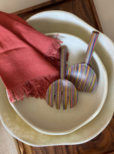 Load image into Gallery viewer, Studio Noticed - Mixing Hands - Streep