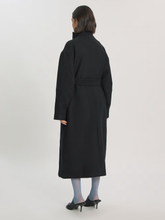 Load image into Gallery viewer, Edited - Makani Mantel - Zwart