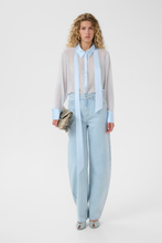 Load image into Gallery viewer, Gestuz - Chif Blouse - Lichtblauw