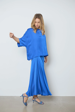 Load image into Gallery viewer, Love at Me - Charlotte Rok - Royal