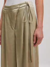 Load image into Gallery viewer, Edited - Katie Broek - Taupe