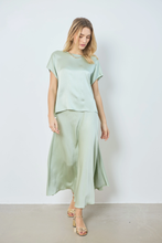 Load image into Gallery viewer, Love at Me - Alice Top - Watergroen