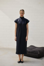 Load image into Gallery viewer, Sil - Dorothy Vegan Leather Kleed - Navy