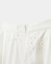 Load image into Gallery viewer, Sofie Schnoor - Noor Rok - Wit Broderie