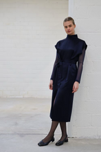 Load image into Gallery viewer, Sil - Dorothy Kleed - Navy