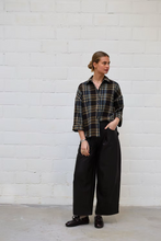 Load image into Gallery viewer, Sil - Penny Vegan Leather Broek - Bruin