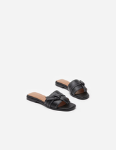 Load image into Gallery viewer, Flattered - My Sandal - Black