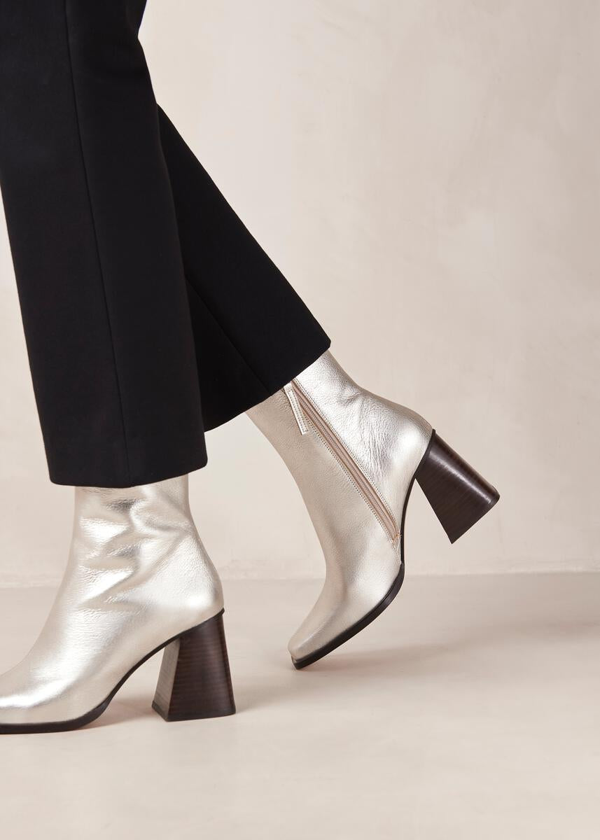 Alohas - South Shimmer Ankle Boots - Silver