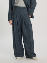 Load image into Gallery viewer, Edited - Marou Broek - Check Blauw