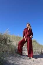 Load image into Gallery viewer, Sil - Petal Broek - Lurex Bordeaux