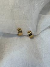 Load image into Gallery viewer, Masté - Céline Oorbellen - Goud