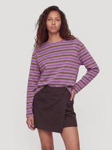 Load image into Gallery viewer, Edited - Verlee T-shirt - Lila