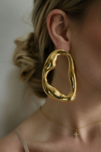 Load image into Gallery viewer, Masté - Isabelle Oorbellen - Goud