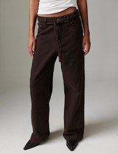 Load image into Gallery viewer, Day - Elijah Jeans - Coffee
