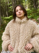 Load image into Gallery viewer, Les Soeurs - Turner Jas - Teddy
