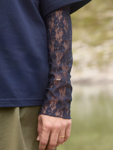 Load image into Gallery viewer, Les Soeurs - Leonardo T-shirt - Navy