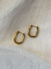 Load image into Gallery viewer, Masté - Lou Oorbellen - Goud