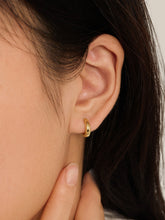 Load image into Gallery viewer, Les Soeurs - Joanne Oval Mini - Gold