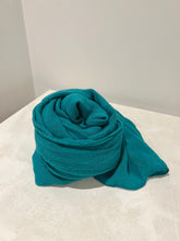 Load image into Gallery viewer, Wool Scarf - Emerald